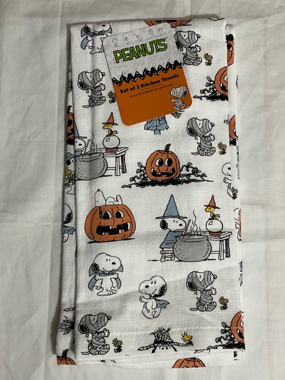 Peanuts: Snoopy and Woodstock Set of 2 Kitchen Towels Halloween Mummies 2026 NWT